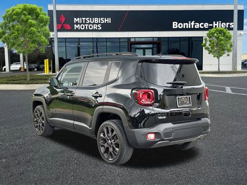 Used 2023 Jeep Renegade Limited w/ Sun/Sound Group AWD/4WD image 3