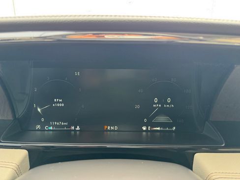 Used 2018 Lincoln Navigator Reserve w/ Technology Package image 35