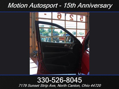 Used 2014 Jeep Grand Cherokee Limited w/ Trailer Tow Group IV AWD/4WD image 15