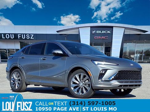 New 2026 Buick Envista Avenir image 1