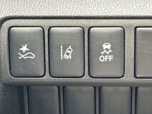 Used 2023 Mitsubishi Eclipse Cross LE image 21