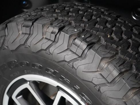 Used 2026 Jeep Wrangler Rubicon AWD/4WD image 27