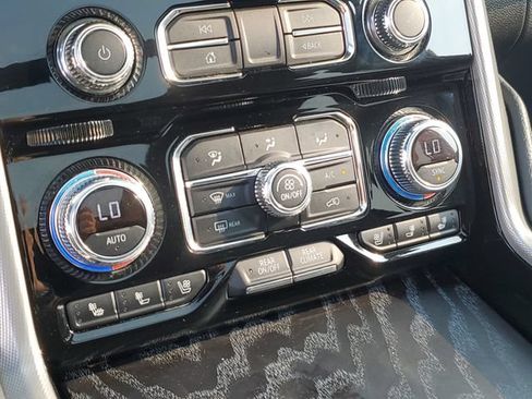 Certified 2021 GMC Yukon Denali AWD/4WD image 18