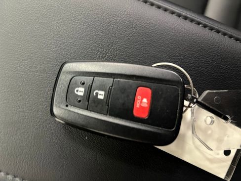 Used 2020 Toyota Prius Limited image 32