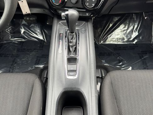 Used 2016 Honda HR-V LX image 16