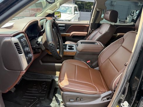 Used 2015 Chevrolet Silverado 1500 High Country w/ High Country Premium Package image 46