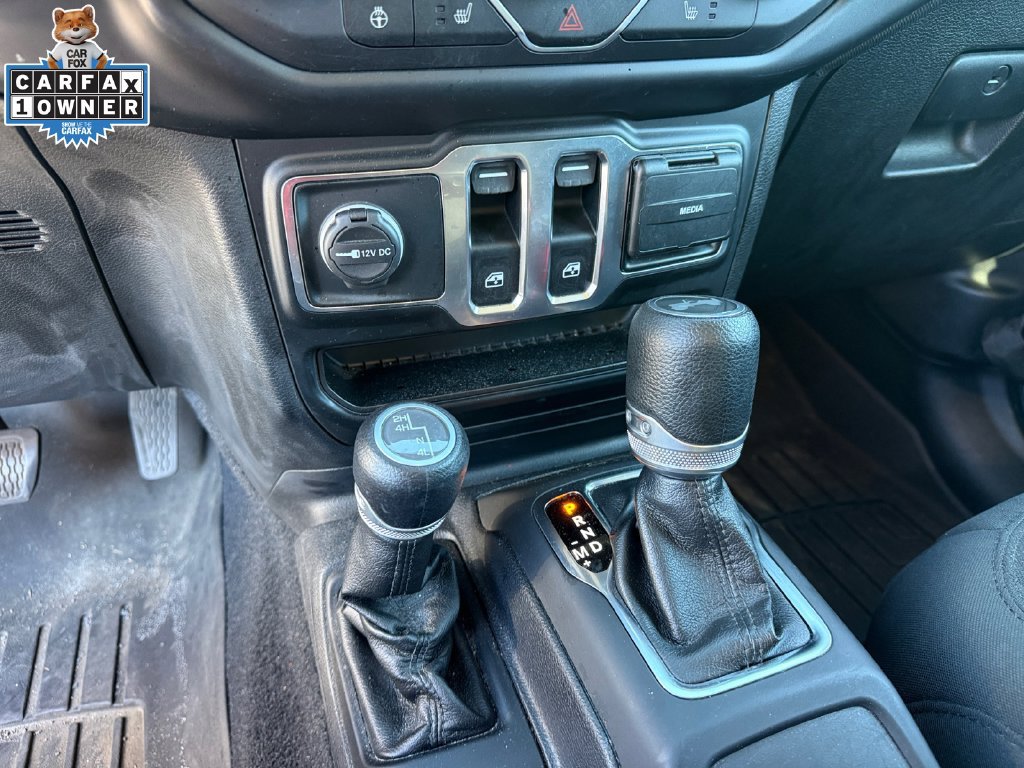 Used 2020 Jeep Wrangler Sport AWD/4WD image 16