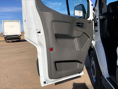 New 2026 Ford Transit 250 148 Medium Roof w/ Load Area Protection Package image 10