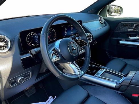 Certified 2025 Mercedes-Benz GLA 250 4MATIC image 19