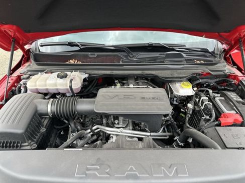 Used 2025 RAM 1500 Big Horn AWD/4WD image 19