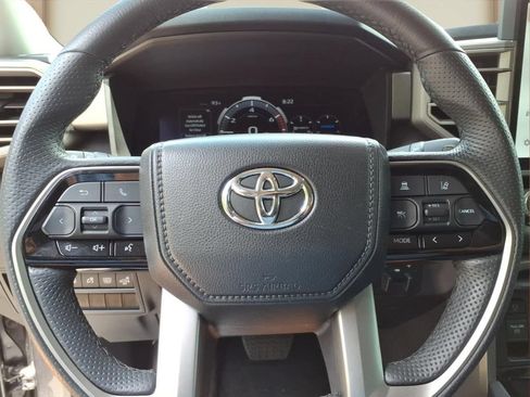 Used 2023 Toyota Tundra Limited AWD/4WD image 12