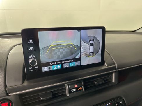 Certified 2025 Honda Pilot Black Edition image 29