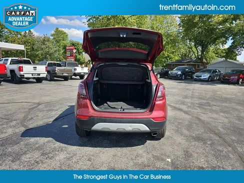 Used 2022 Buick Encore Preferred image 31
