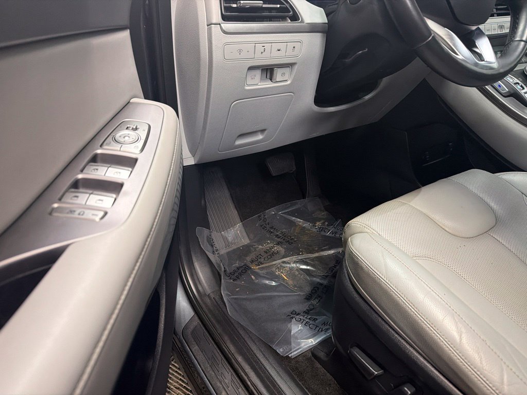 Used 2022 Hyundai Palisade SEL w/ 8P Bench Seat Package AWD/4WD image 29