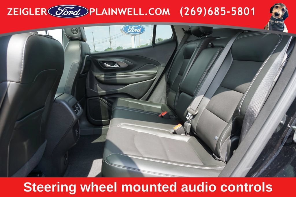Used 2022 GMC Terrain SLT w/ Tech Package AWD/4WD image 12