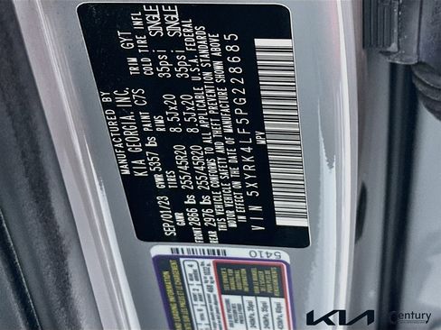 Certified 2023 Kia Sorento SX FWD image 32