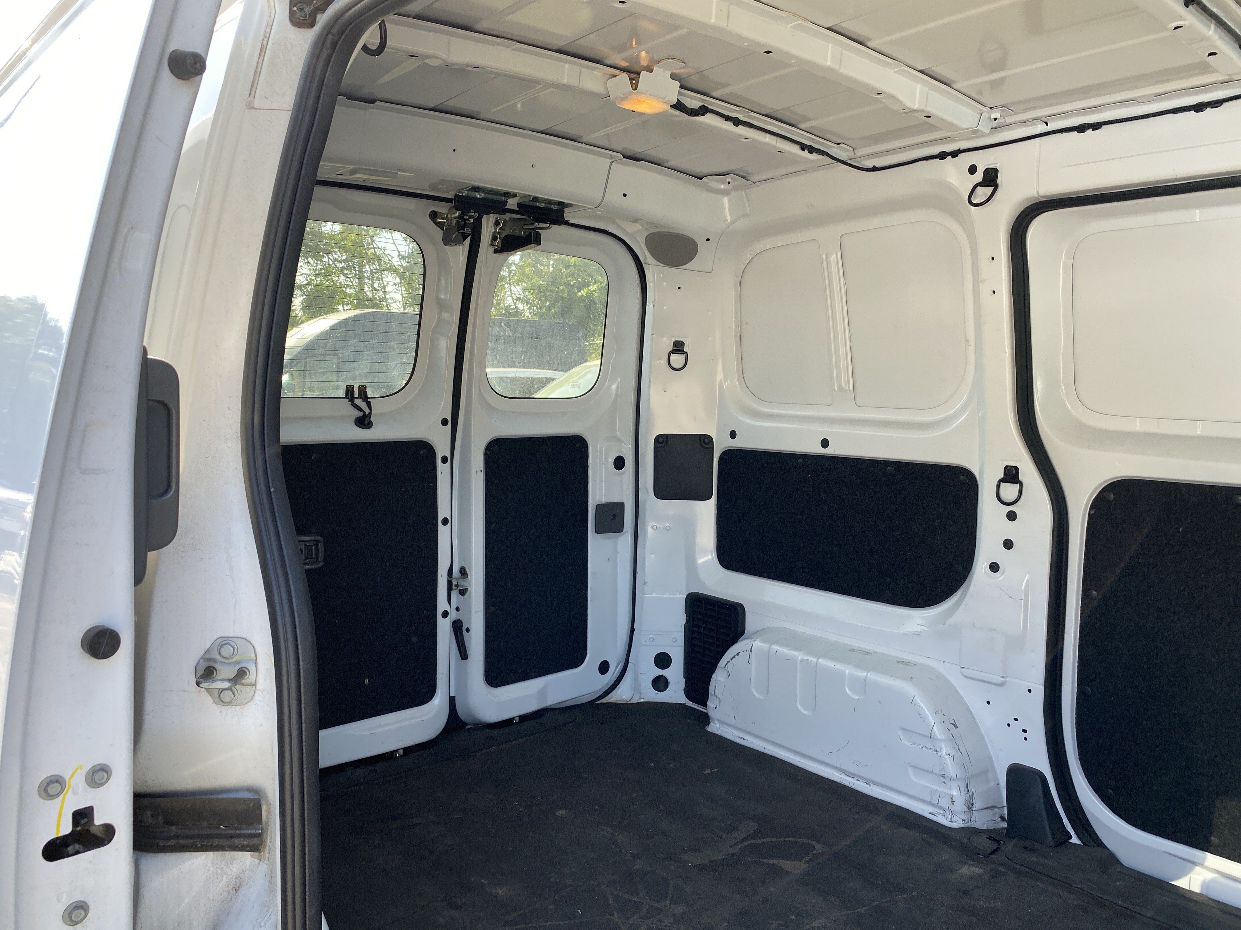 Used 2021 Nissan NV200 SV w/ Back Door Glass Package FWD image 19