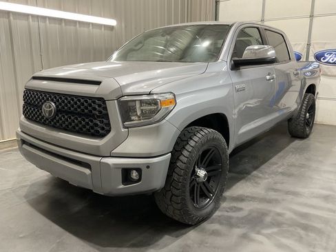 Used 2021 Toyota Tundra Platinum image 3