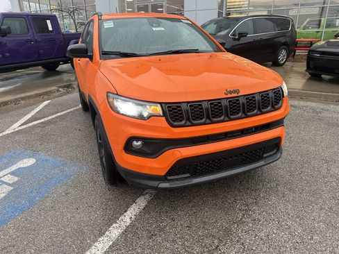 New 2026 Jeep Compass Latitude image 8