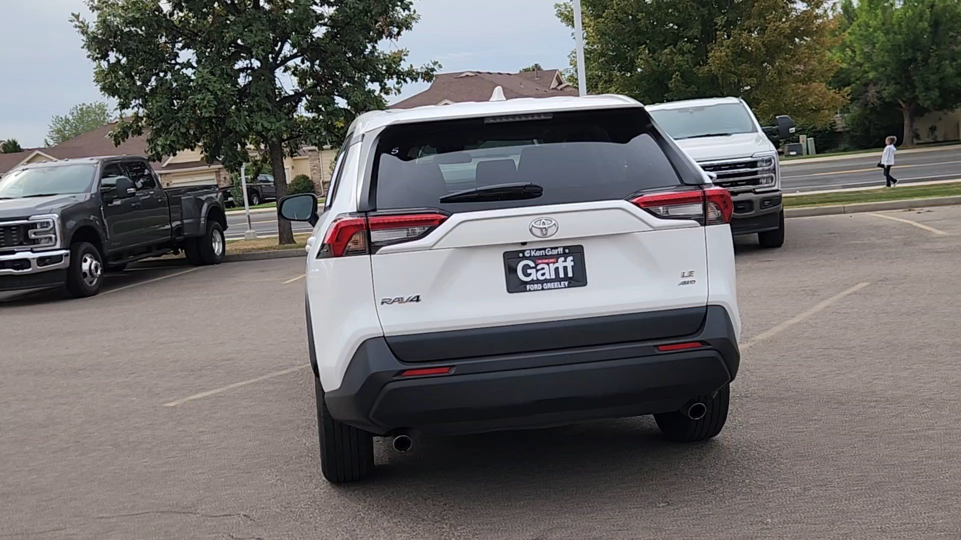 Used 2025 Toyota RAV4 LE AWD/4WD image 19