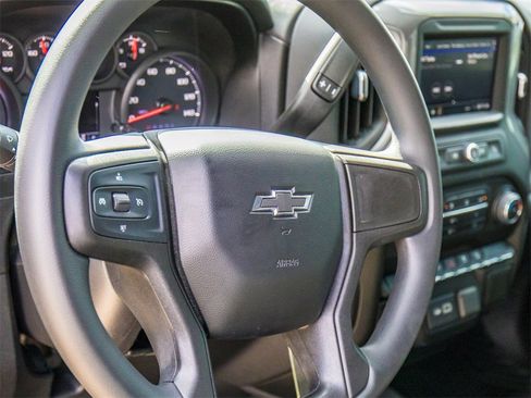 Used 2021 Chevrolet Silverado 1500 Custom Trail Boss w/ LPO, Dark Essentials Package image 23