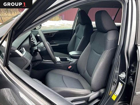 Certified 2023 Toyota RAV4 LE image 8