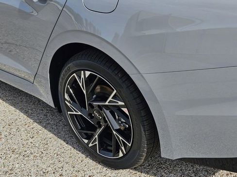 New 2026 Kia K5 GT-Line image 5