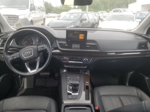 Used 2020 Audi Q5 2.0T Premium w/ Convenience Package AWD/4WD image 12