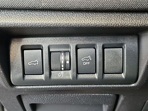 Certified 2024 Subaru Outback Premium AWD/4WD image 31