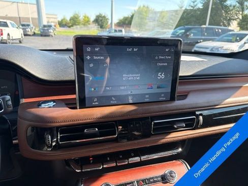 Used 2020 Lincoln Aviator Reserve w/ Equipment Group 202A AWD/4WD image 16