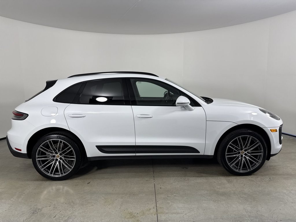 Certified 2026 Porsche Macan S AWD/4WD image 8