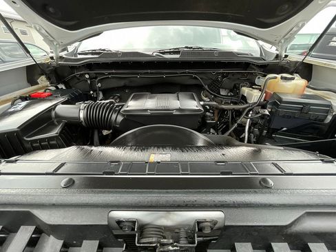 Used 2020 Chevrolet Silverado 2500 Custom w/ Custom Value Package image 35