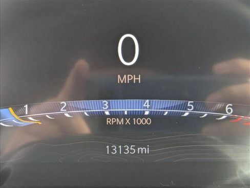 Used 2024 Jeep Grand Cherokee L Limited w/ Luxury Tech Group II image 11