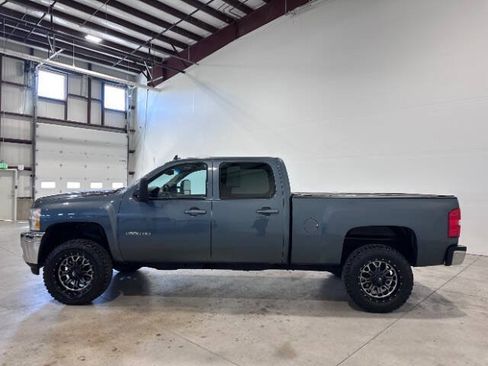 Used 2012 Chevrolet Silverado 2500 LTZ w/ LTZ Plus Package AWD/4WD image 10