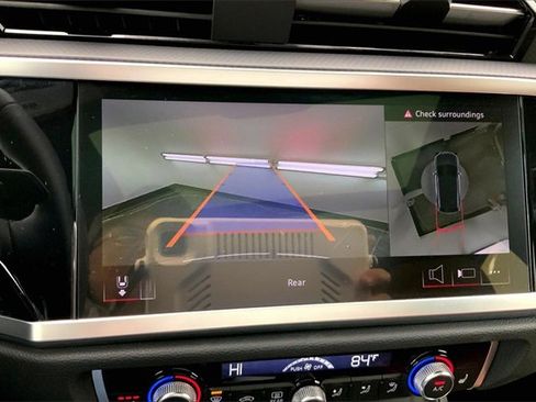 Certified 2025 Audi Q3 2.0T Premium Plus image 21