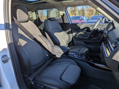 Used 2024 MINI Cooper Clubman S image 35