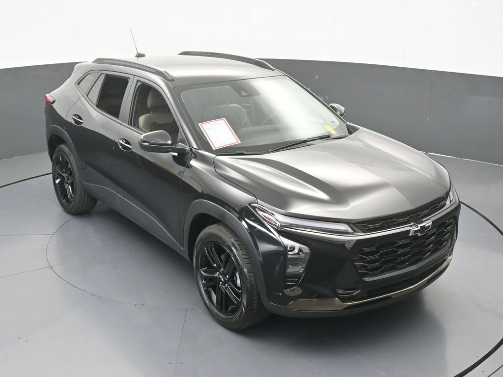 Used 2025 Chevrolet Trax ACTIV FWD image 52