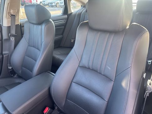 Used 2022 Honda Accord Sport Special Edition image 12