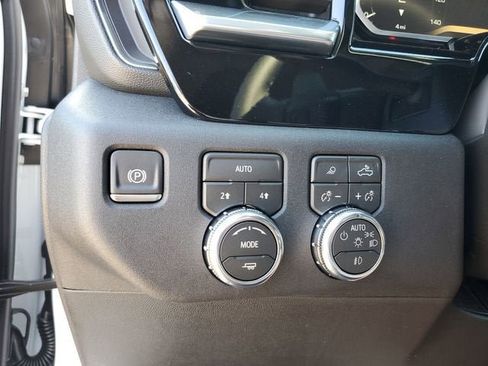 New 2026 GMC Sierra 1500 SLT w/ SLT Premium Plus Package image 32