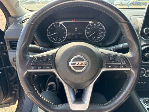 Used 2021 Nissan Sentra SV FWD image 17