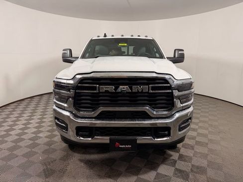 New 2026 RAM 2500 Tradesman AWD/4WD image 3