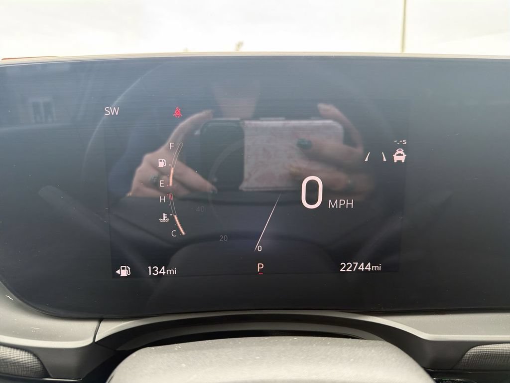 Used 2025 Buick Envista Sport Touring FWD image 12