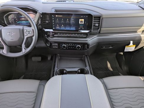 New 2026 Chevrolet Silverado 2500 ZR2 image 17