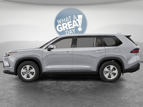 New 2026 Toyota Grand Highlander AWD image 3