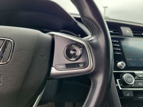 Used 2020 Honda Civic EX image 17