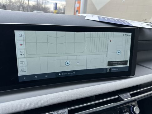 Used 2025 Hyundai Tucson Limited image 14