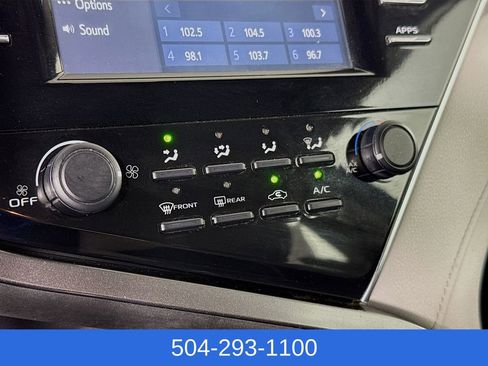 Used 2018 Toyota Camry LE image 15