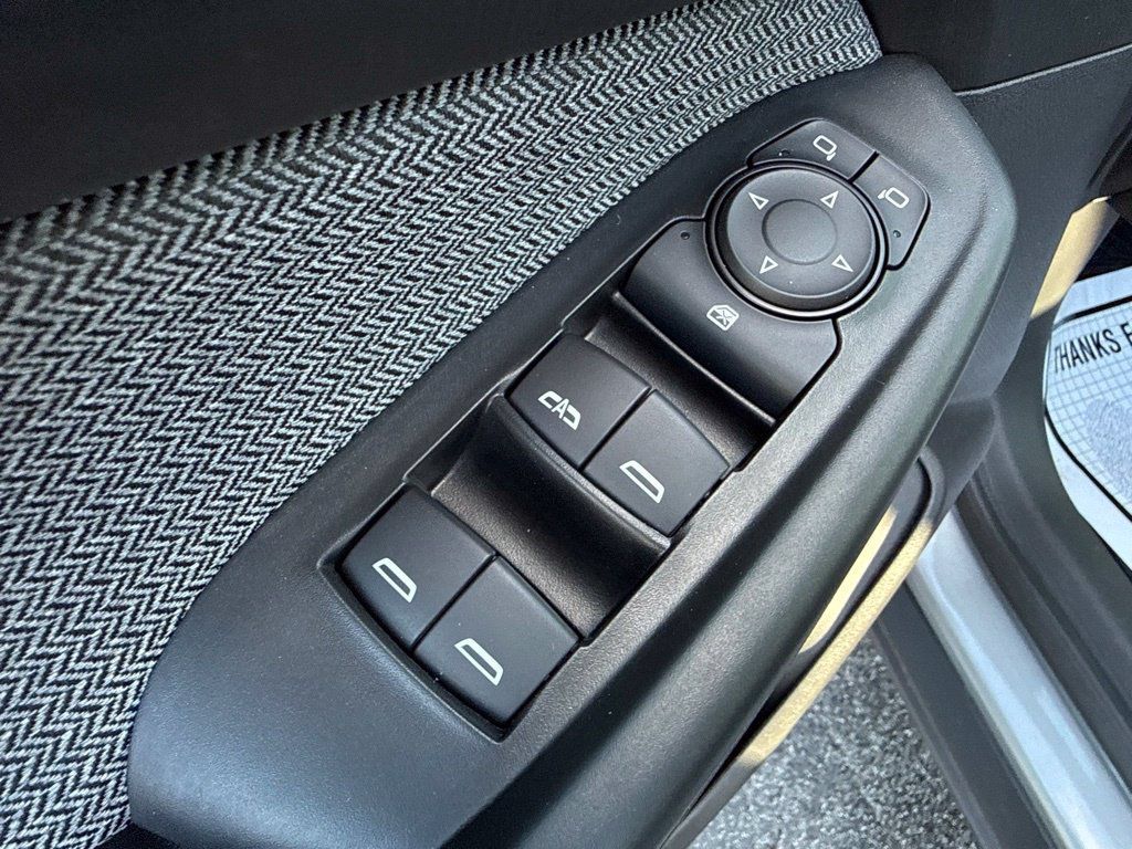 Used 2024 Chevrolet TrailBlazer LT w/ Driver Confidence Package AWD/4WD image 20