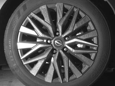 Used 2025 Nissan Altima 2.5 SV image 13