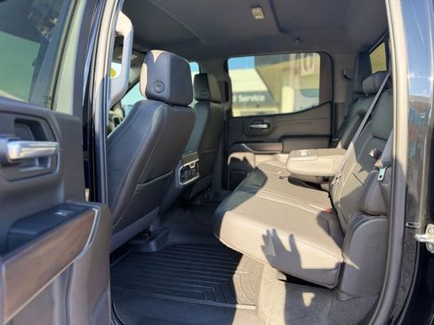 Used 2020 GMC Sierra 1500 SLT AWD/4WD image 9